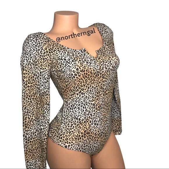 Victoria's Secret Pink Long Sleeve Leopard Print Bodysuit - Picture 5 of 12